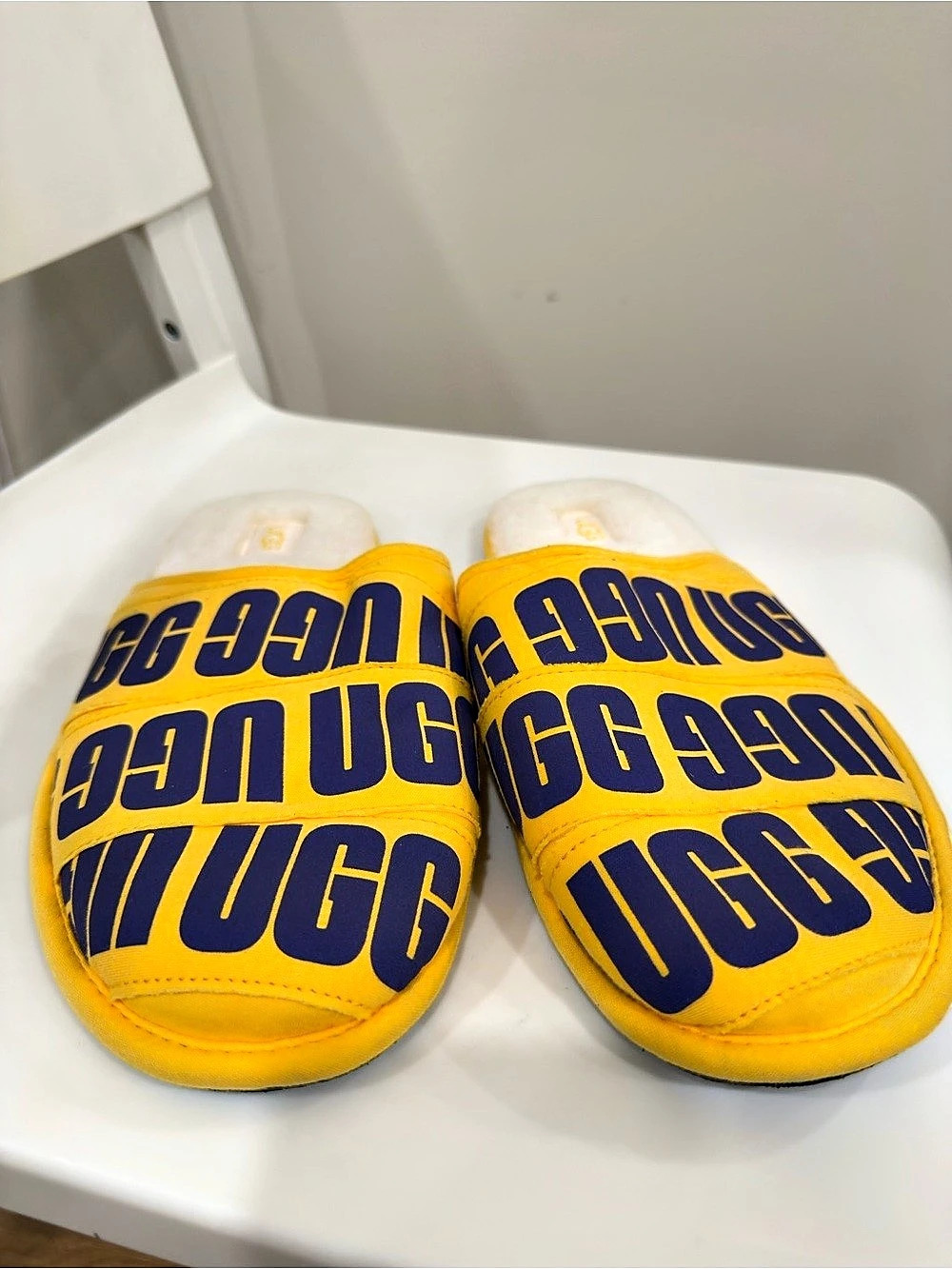 UGG Fluff Yeah Slide Geometric Slippers in Yellow & Blue US 11 NWT